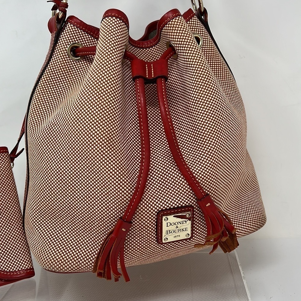 Dooney and Bourke Red Beige Canvas Leather Drawstring Shoulder Bucket Bag - Picture 4 of 16